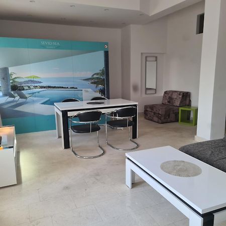 Bridge And Beach Apartments Trogir Exterior foto
