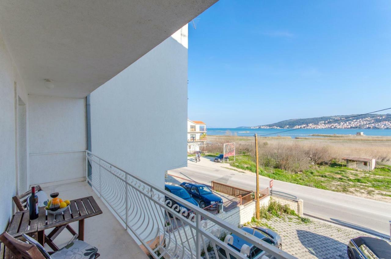Bridge And Beach Apartments Trogir Exterior foto