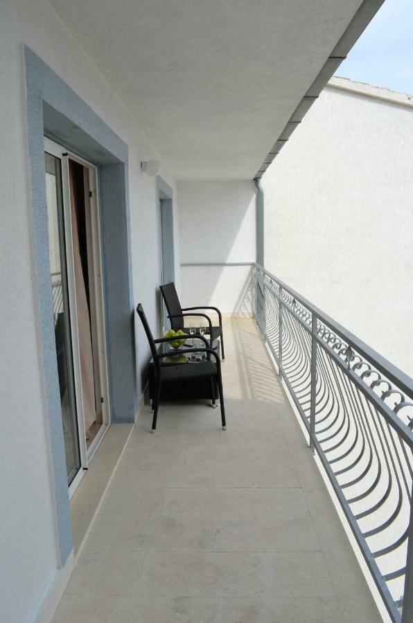 Bridge And Beach Apartments Trogir Exterior foto