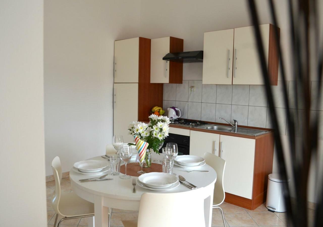 Bridge And Beach Apartments Trogir Exterior foto